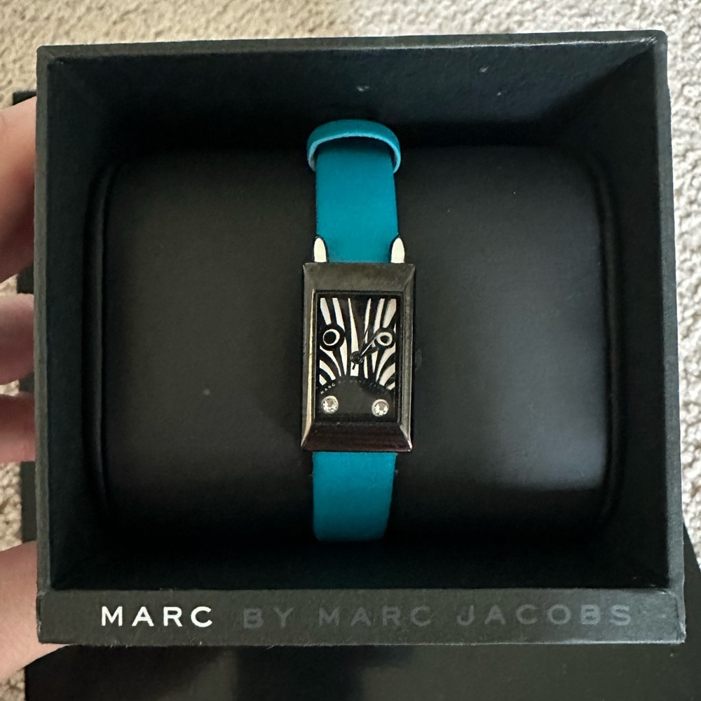 Marc by Marc Jacobs small vintage new watch zebra rhinestone with tags box blue